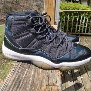 Jordan 11 'Space Jam'  UA